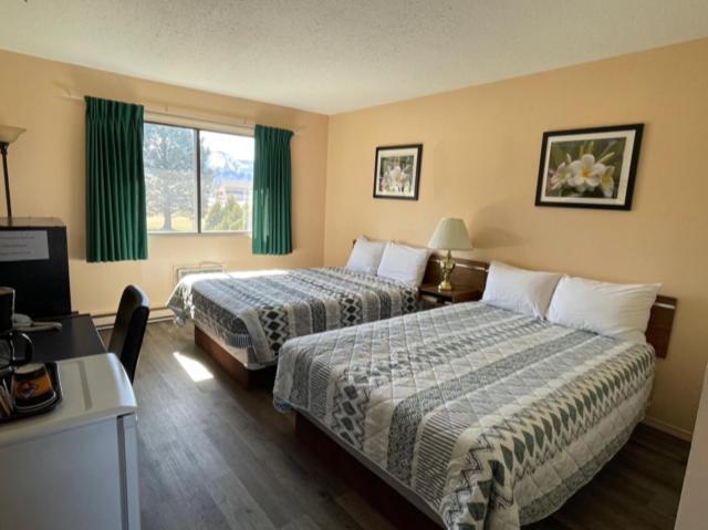 Y-5 Motel Barriere Экстерьер фото